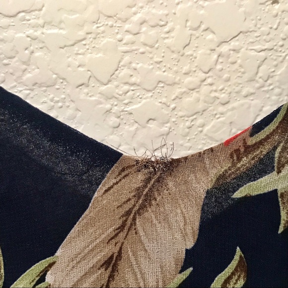 Summer Hawaiian Pattern Tank Top - Picture 3 of 3